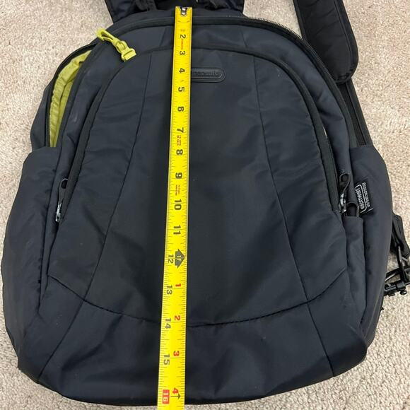 Pacsafe metrosafe 350 GII Travel Backpack RFID main image 6